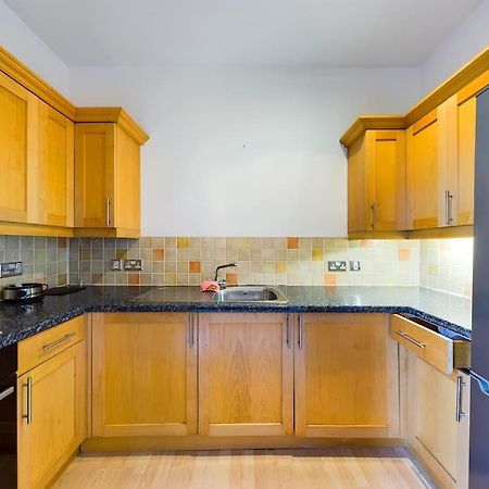 Luxury Apartment Челтнем Екстер'єр фото